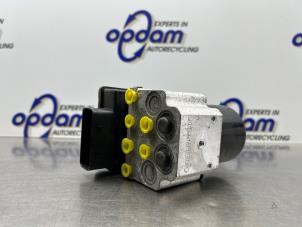 Gebruikte ABS Pomp Lancia Ypsilon (843) 1.2 Prijs € 175,00 Margeregeling aangeboden door Gebr Opdam B.V.