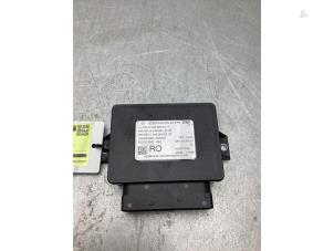 Gebruikte Handrem Module Mercedes GLE AMG Coupe (C292) 3.0 43 AMG V6 24V Turbo 4-Matic Prijs € 50,00 Margeregeling aangeboden door Gebr Opdam B.V.