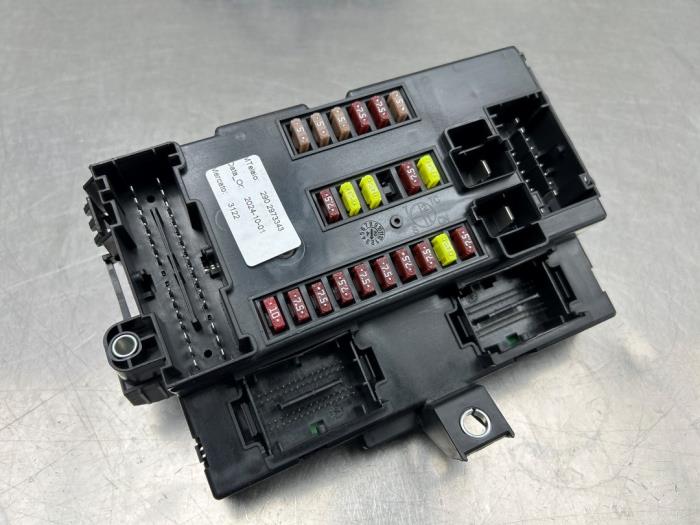 Computer Body Control van een Fiat Ducato (250) 2.3 D 130 Multijet Minibus Extralongo 2018