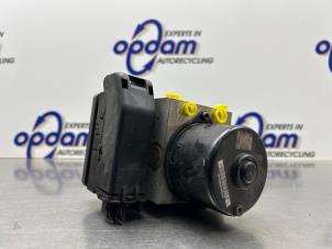 Gebruikte ABS Pomp Ford Fusion 1.4 16V Prijs op aanvraag aangeboden door Gebr Opdam B.V.