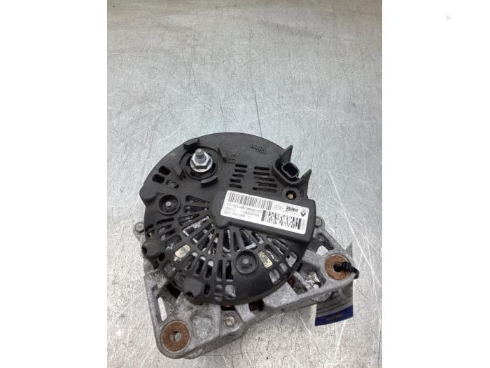 Dynamo van een Renault Kangoo Express (FW) 1.5 dCi 90 FAP 2019