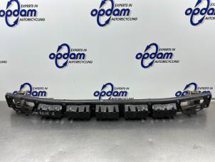 Gebruikte Bumperbalk voor Suzuki Swift (ZA/ZC/ZD1/2/3/9) 1.3 VVT 16V Prijs € 50,00 Margeregeling aangeboden door Gebr Opdam B.V.