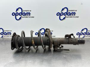 Gebruikte Mac Phersonpoot links-voor Ford Focus 2 Wagon 1.6 16V Prijs € 50,00 Margeregeling aangeboden door Gebr Opdam B.V.