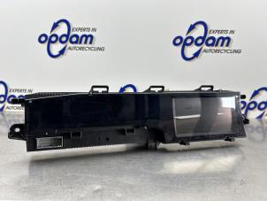 Gebruikte Kilometerteller KM Renault Scénic II (JM) 1.6 16V Prijs € 125,00 Margeregeling aangeboden door Gebr Opdam B.V.