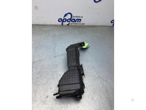 Gebruikte Koolstoffilter Skoda Fabia III Combi (NJ5) 1.0 TSI 12V Prijs € 50,00 Margeregeling aangeboden door Gebr Opdam B.V.