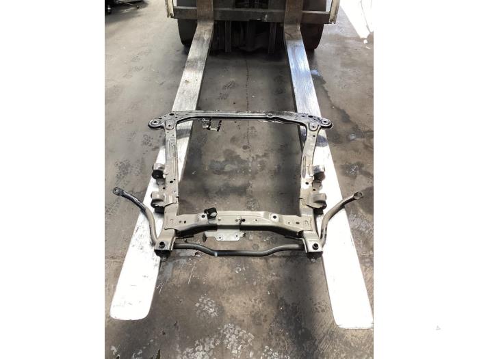 Gebruikte Subframe Renault Express 1.5 dCi 75 Prijs € 484,00 Inclusief btw aangeboden door Gebr Opdam B.V.