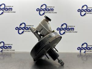 Gebruikte Rembol Kia Cee'd (EDB5) 1.4 CVVT 16V Prijs € 150,00 Margeregeling aangeboden door Gebr Opdam B.V.