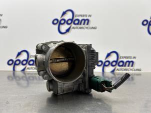 Gebruikte Gasklephuis Renault Vel Satis (BJ) 3.5 V6 24V Autom. Prijs € 100,00 Margeregeling aangeboden door Gebr Opdam B.V.