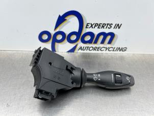 Gebruikte Ruitenwis Schakelaar Ford Fiesta 6 (JA8) 1.0 SCI 12V 80 Prijs € 25,00 Margeregeling aangeboden door Gebr Opdam B.V.