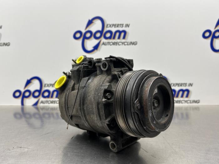 Gebruikte Aircopomp BMW 5 serie Touring (E39) 523i 24V Prijs € 75,00 Margeregeling aangeboden door Gebr Opdam B.V.
