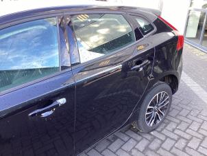 Gebruikte Deur 4Deurs links-achter Volvo V40 (MV) 1.5 T2 16V Geartronic Prijs € 200,00 Margeregeling aangeboden door Gebr Opdam B.V.
