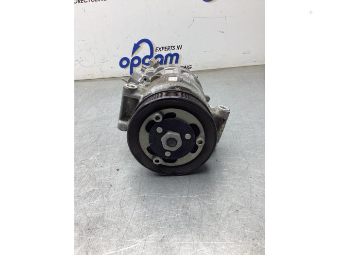 Gebruikte Pomp Airco Seat Leon ST (5FF) 2.0 TSI Cupra 300 16V Prijs € 90,00 Margeregeling aangeboden door Gebr Opdam B.V.