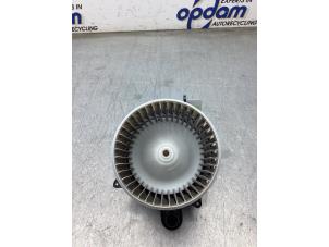 Gebruikte Aanjager Renault Express 1.5 dCi 75 Prijs € 90,75 Inclusief btw aangeboden door Gebr Opdam B.V.