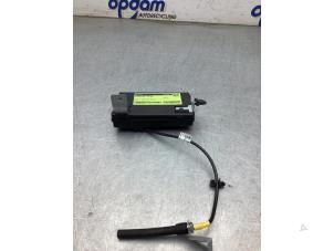 Gebruikte Module Bodycontrol Hyundai i30 (FD) 1.6 CVVT 16V Prijs € 50,00 Margeregeling aangeboden door Gebr Opdam B.V.