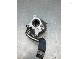 Gebruikte EGR koeler Renault Trafic (1FL/2FL/3FL/4FL) 2.0 dCi 16V 150 Prijs € 211,75 Inclusief btw aangeboden door Gebr Opdam B.V.