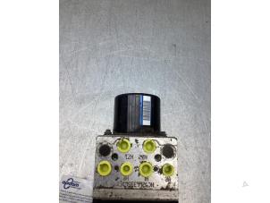 Gebruikte ABS Pomp Volkswagen Passat CC (357) 3.6 FSI R36 24V V6 4Motion Prijs € 75,00 Margeregeling aangeboden door Gebr Opdam B.V.