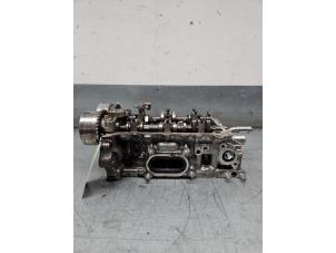 Gebruikte Cilinderkop Citroen C1 1.0 12V VVT-i Prijs € 250,00 Margeregeling aangeboden door Gebr Opdam B.V.