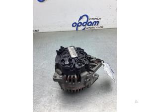 Gebruikte Dynamo Dacia Duster (HS) 1.6 16V Prijs € 70,00 Margeregeling aangeboden door Gebr Opdam B.V.