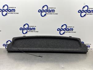 Gebruikte Hoedenplank Daihatsu Cuore (L251/271/276) 1.0 12V DVVT Prijs € 50,00 Margeregeling aangeboden door Gebr Opdam B.V.