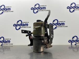 Gebruikte Servopomp Ford Focus 2 Wagon 1.6 TDCi 16V 90 Prijs € 150,00 Margeregeling aangeboden door Gebr Opdam B.V.