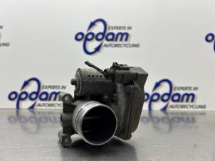 Gebruikte Gasklephuis Volkswagen Polo IV (9N1/2/3) 1.2 Prijs € 50,00 Margeregeling aangeboden door Gebr Opdam B.V.