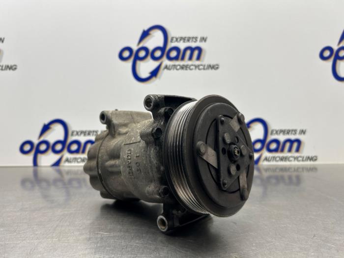 Gebruikte Aircopomp Peugeot 206+ (2L/M) 1.4 XS Prijs € 60,00 Margeregeling aangeboden door Gebr Opdam B.V.