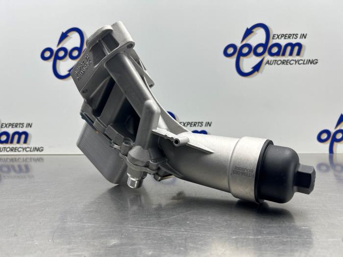 Nieuwe Oliefilterhuis BMW 3-Serie Prijs € 181,44 Inclusief btw aangeboden door Gebr Opdam B.V.