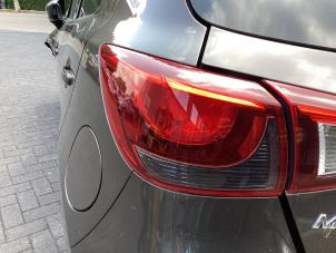 Gebruikte Achterlicht links Mazda 2 (DJ/DL) 1.5 SkyActiv-G 90 Prijs € 125,00 Margeregeling aangeboden door Gebr Opdam B.V.