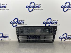 Gebruikte Bumper Rooster Ford Focus 3 Wagon 1.6 TDCi ECOnetic Prijs € 50,00 Margeregeling aangeboden door Gebr Opdam B.V.