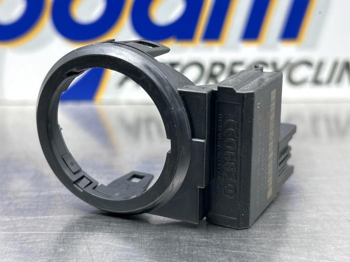 Slotenset Cilinder (compleet) van een Ford Focus 3 Wagon 1.6 TDCi ECOnetic 2013