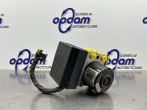 Gebruikte ABS Pomp Peugeot 207 SW (WE/WU) 1.4 Prijs € 175,00 Margeregeling aangeboden door Gebr Opdam B.V.