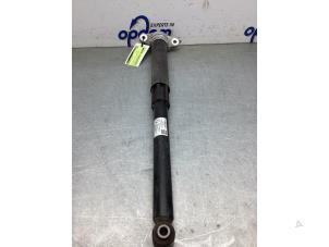 Gebruikte Schokdemper rechts-achter Ford Focus 4 1.0 Ti-VCT EcoBoost 12V 125 Prijs € 35,00 Margeregeling aangeboden door Gebr Opdam B.V.