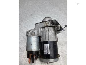 Gebruikte Startmotor Renault Captur (2R) 0.9 Energy TCE 12V Prijs € 35,00 Margeregeling aangeboden door Gebr Opdam B.V.