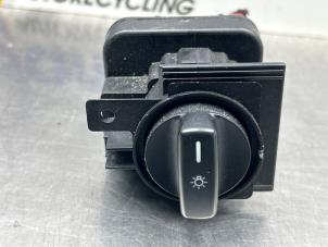 Gebruikte Licht Schakelaar Mercedes A (W169) 1.5 A-160 Prijs € 40,00 Margeregeling aangeboden door Gebr Opdam B.V.