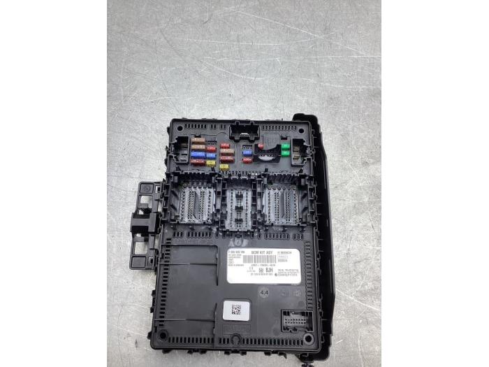 Gebruikte Computer Body Control Ford Focus 4 1.0 Ti-VCT EcoBoost 12V 125 Prijs € 100,00 Margeregeling aangeboden door Gebr Opdam B.V.