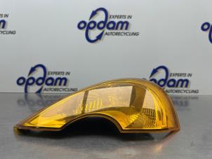 Gebruikte Knipperlicht links Renault Modus/Grand Modus (JP) 1.6 16V Prijs € 20,00 Margeregeling aangeboden door Gebr Opdam B.V.