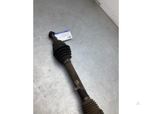 Gebruikte Steekas rechts-voor Ford Transit Connect (PJ2) 1.6 TDCi 16V 75 Prijs € 100,00 Margeregeling aangeboden door Gebr Opdam B.V.