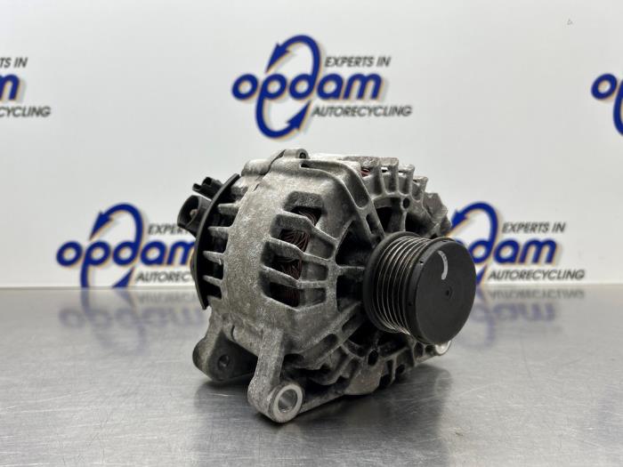 Gebruikte Dynamo Peugeot Partner (GC/GF/GG/GJ/GK) 1.6 HDI 90 16V Prijs € 100,00 Margeregeling aangeboden door Gebr Opdam B.V.