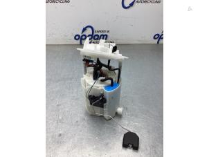 Gebruikte Benzinepomp Mercedes CLS (C257) 450 EQ Boost 3.0 24V 4-Matic Prijs € 70,00 Margeregeling aangeboden door Gebr Opdam B.V.