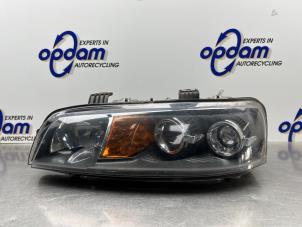 Gebruikte Linker Koplamp Fiat Punto II (188) 1.2 60 S Prijs € 30,00 Margeregeling aangeboden door Gebr Opdam B.V.