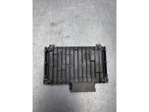 Gebruikte Computer Cruise Control Mercedes CLS (C257) 450 EQ Boost 3.0 24V 4-Matic Prijs € 200,00 Margeregeling aangeboden door Gebr Opdam B.V.