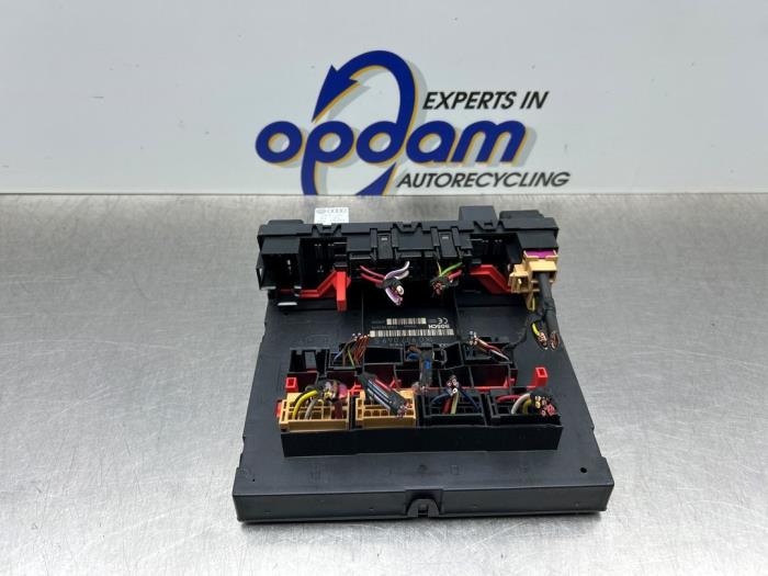 Gebruikte Module Bodycontrol Volkswagen Caddy III (2KA,2KH,2CA,2CH) 2.0 SDI Prijs € 75,00 Margeregeling aangeboden door Gebr Opdam B.V.