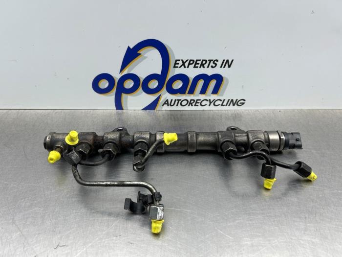 Gebruikte Brandstofverdeler Alfa Romeo MiTo (955) 1.3 JTDm 16V Eco Prijs € 40,00 Margeregeling aangeboden door Gebr Opdam B.V.