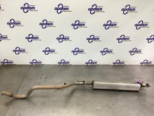 Gebruikte Uitlaat Middendemper Opel Zafira (M75) 2.2 16V Direct Ecotec Prijs € 50,00 Margeregeling aangeboden door Gebr Opdam B.V.