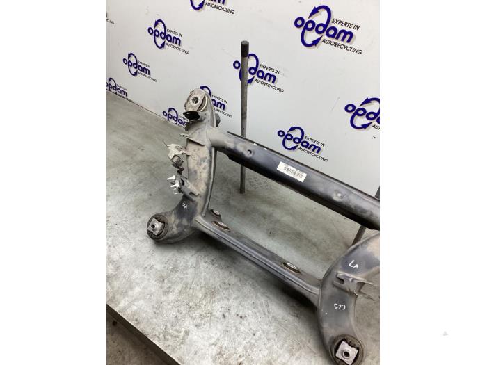 Subframe van een Mercedes-Benz CLS (C257) 450 EQ Boost 3.0 24V 4-Matic 2019