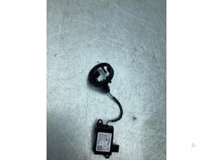 Gebruikte Immobiliser module Opel Corsa E 1.0 SIDI Turbo 12V Prijs € 30,00 Margeregeling aangeboden door Gebr Opdam B.V.