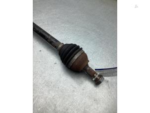 Gebruikte Homokineetas rechts-voor Opel Crossland (X) 1.2 12V Euro 6 Prijs € 200,00 Margeregeling aangeboden door Gebr Opdam B.V.