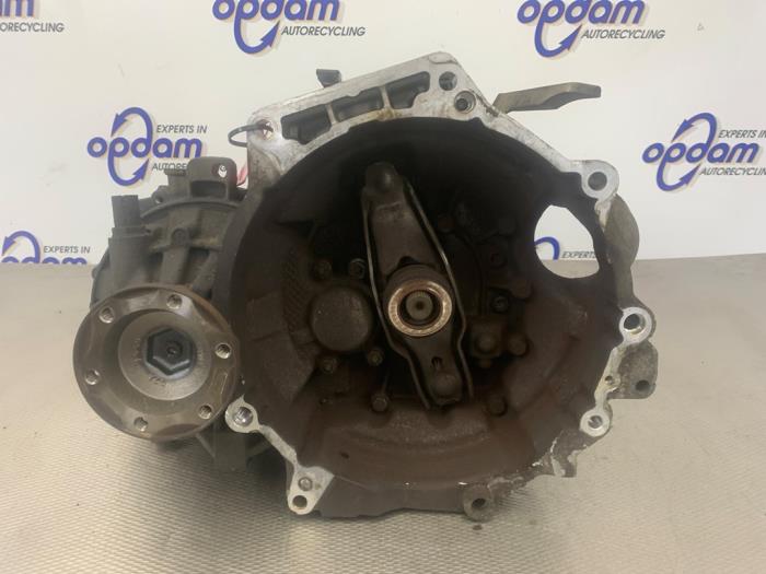 Gebruikte Versnellingsbak Volkswagen Polo IV (9N1/2/3) 1.4 TDI 80 Prijs € 250,00 Margeregeling aangeboden door Gebr Opdam B.V.