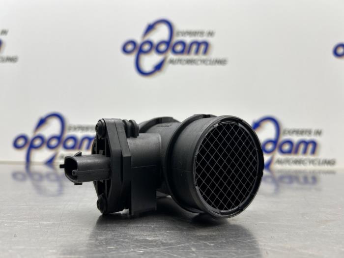 Gebruikte Luchtmassameter Opel Meriva (A) 1.4 16V Twinport Prijs € 35,00 Margeregeling aangeboden door Gebr Opdam B.V.