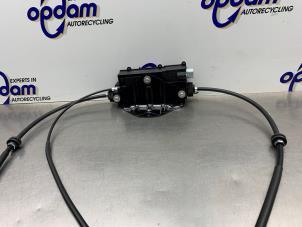 Nieuwe Handrem motor BMW X5 Prijs € 423,44 Inclusief btw aangeboden door Gebr Opdam B.V.